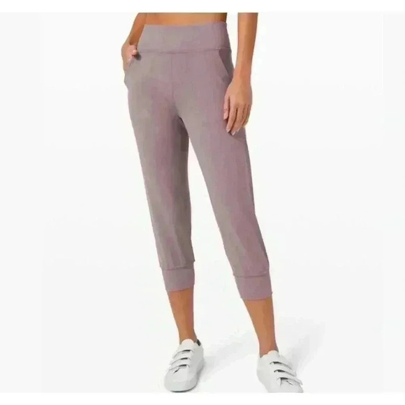 Lululemon Align Jogger Crop *23" Lunar Rock Sz 2 RARE - Picture 3 of 6